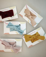 Load image into Gallery viewer, Knitted headband
